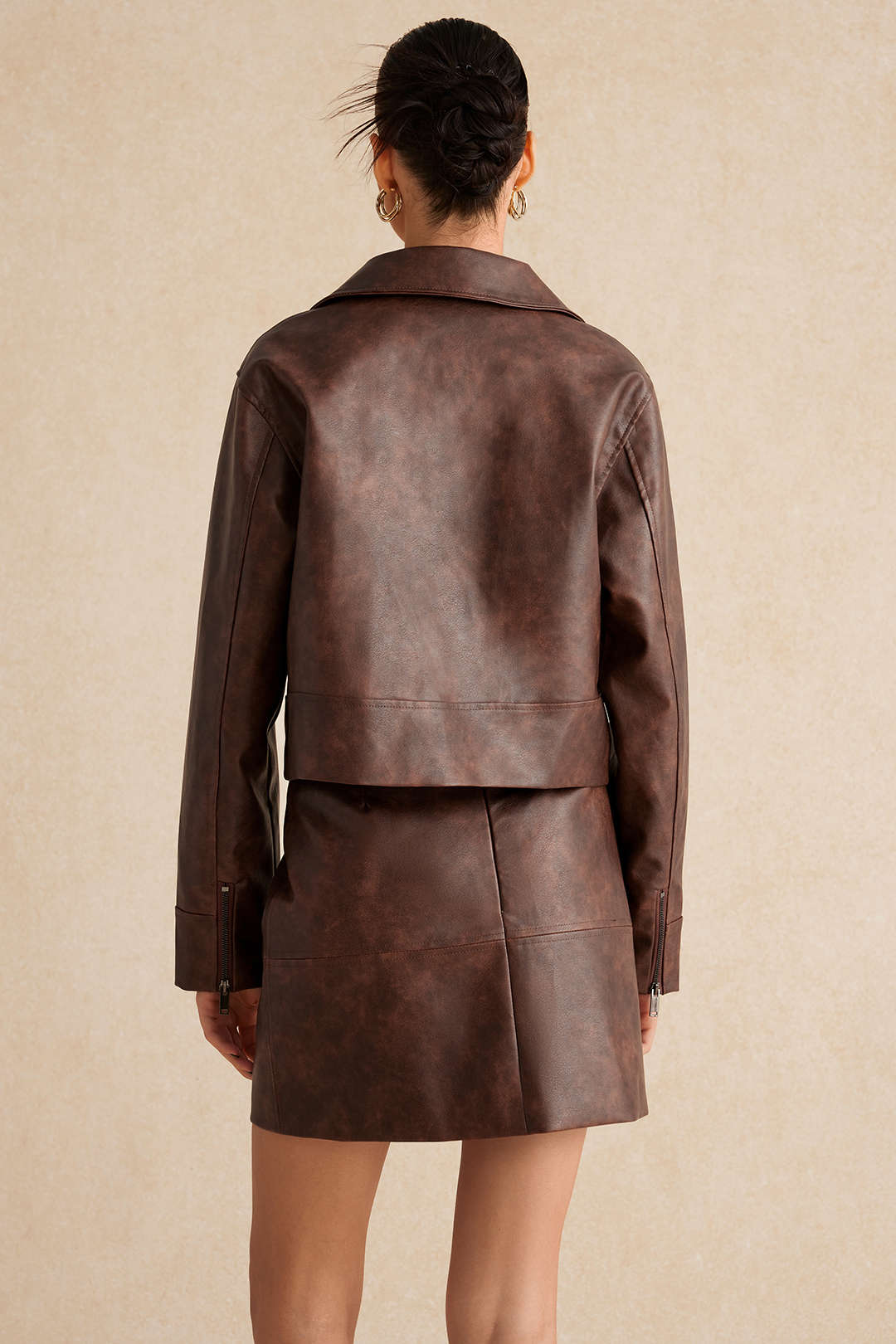 Ensemble Similicuir | Veste Courte & Jupe Mini | Idéal pour look urbain – Image 3