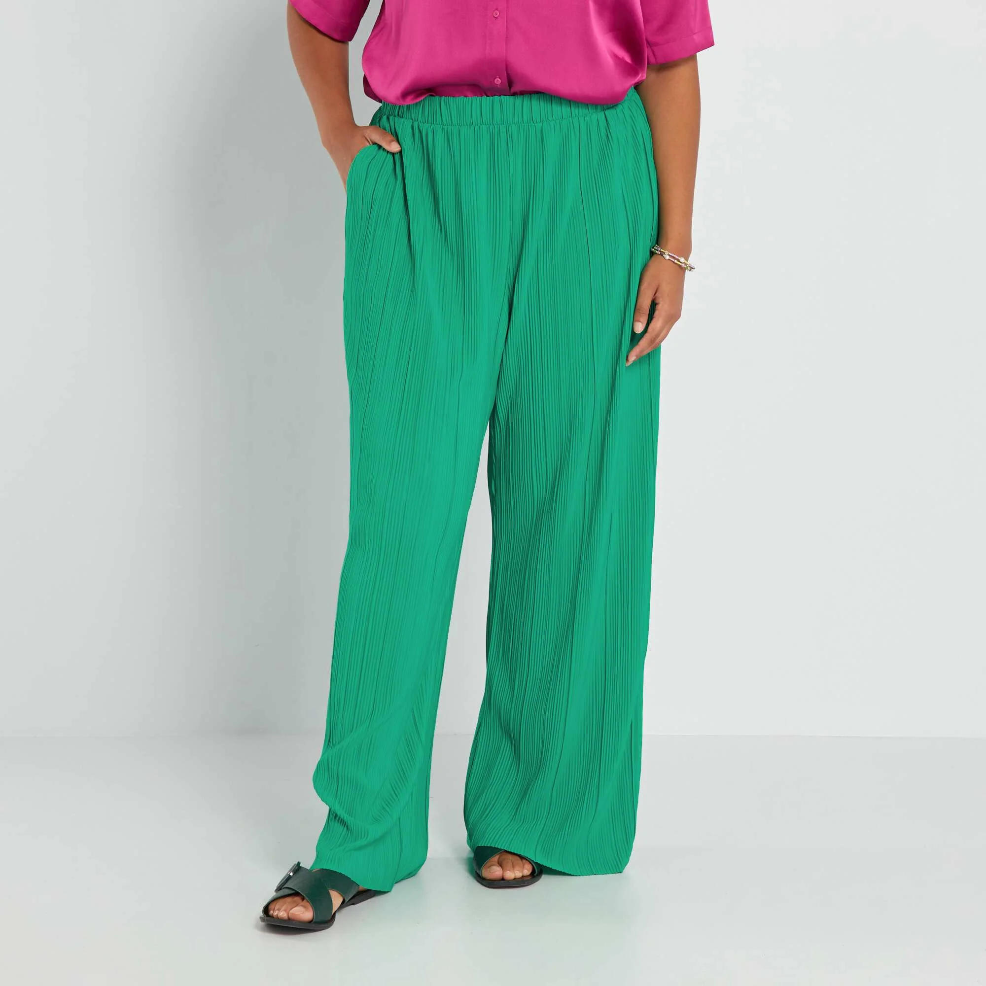 Pantalon large plissé Vert – Image 2