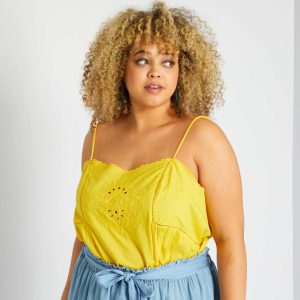 Débardeur avec broderie anglaise jaune