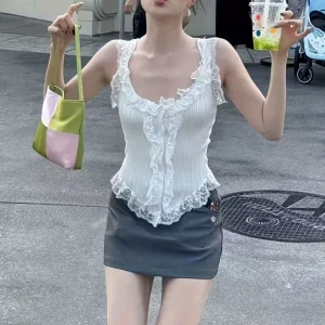 Top Sans Manches Satiné | Encolure Col V Relevé | Coupe Drapée Croisée Élégante