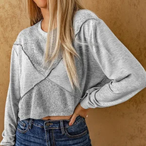 Joanie – Le Top Court Patchwork Qui Fait Tourner les Têtes