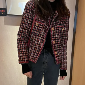 Adeline – La Veste Chic qui Vous Suit Partout, Par Tous les Temps !