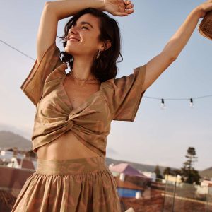 Blouse cropped avec noeud fantaisie et manches forme papillon VERT