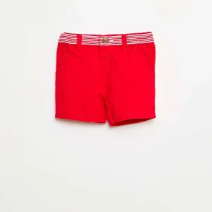 Short droit avec ceinture ajustable ROUGE