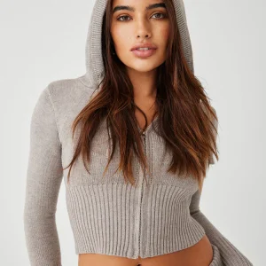 Gilet Court Femme : Tricot Côtelé, Capuche Confort Moderne