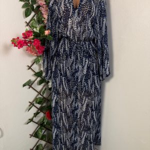 Robe élégante manches longue cintrée (noir, s)