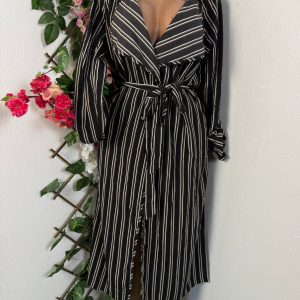 Robe mi-longue décolletée manches longue (noir, s)