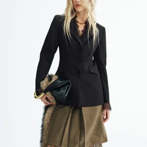 Blazer Femme Cintré avec Détails Dentelle | Élégance Moderne & Silhouette Affinée