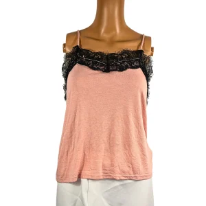 Caraco en dentelle rose NEXT - Élégance intemporelle