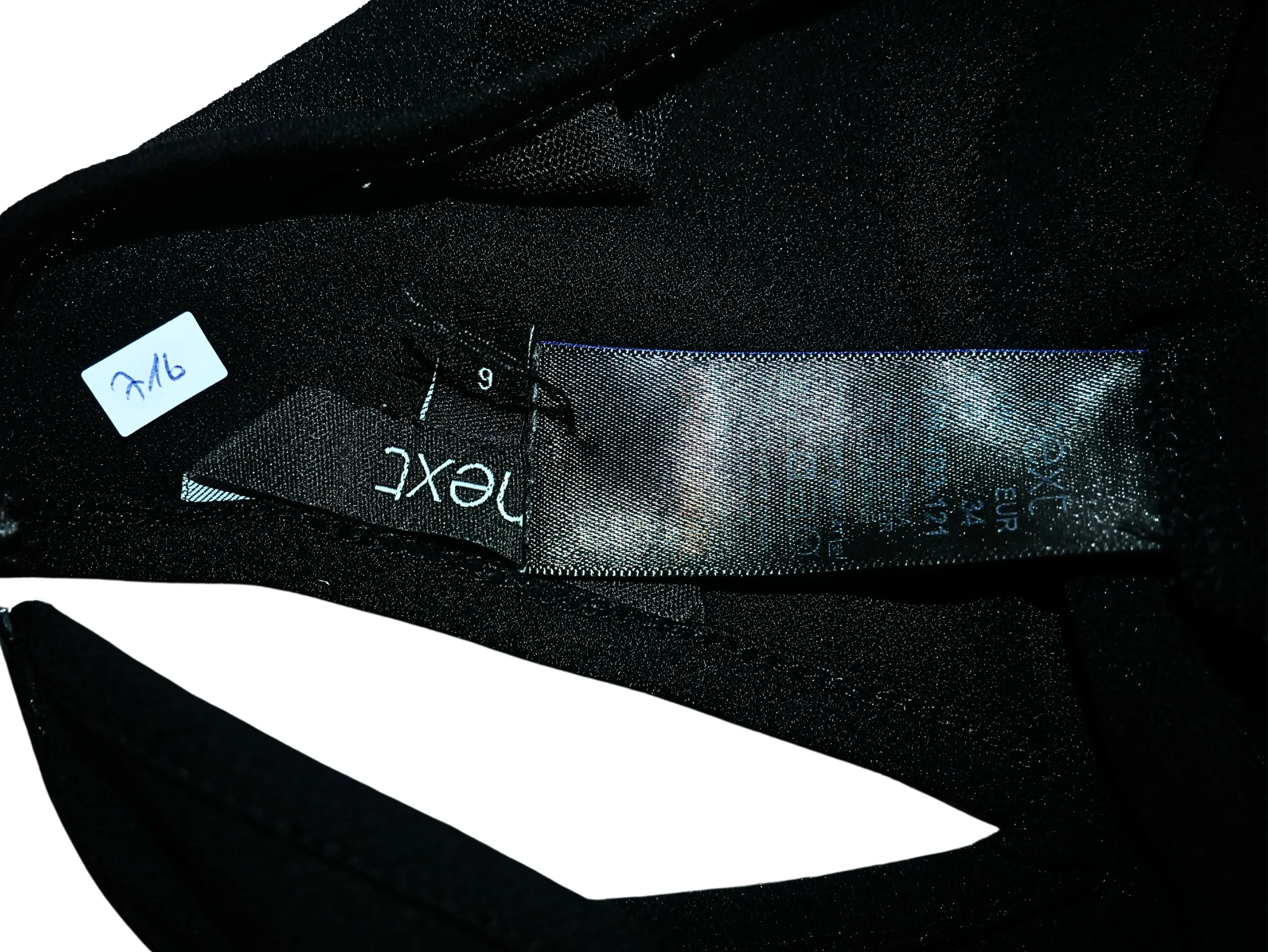 Top fluide noir orné de perles NEXT – Image 3