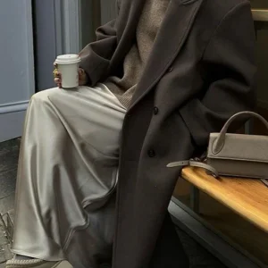 Manteau Long : Élégance Pure & Tendance Hivernale