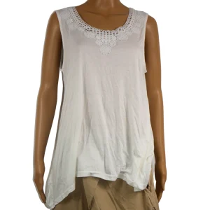 Top femme sans manches studio blanc