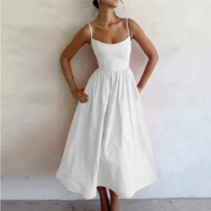 Robe Longue Femme à Bretelles | Élégance Minimaliste & Coupe Flatteuse