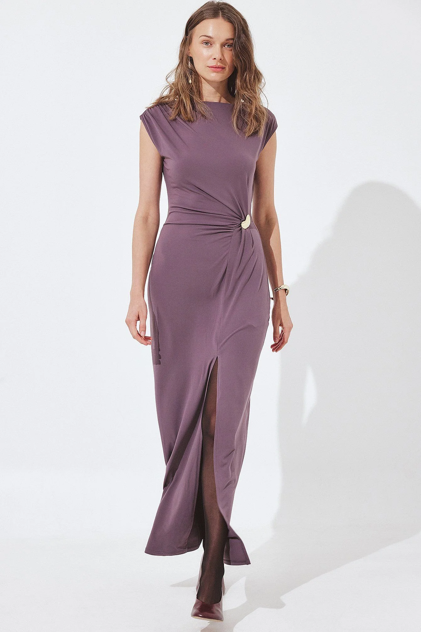 Robe Longue Femme Drapée Élégante | Anneau Décoratif, Fente Frontale | Chic de Soirée Moderne – Image 2