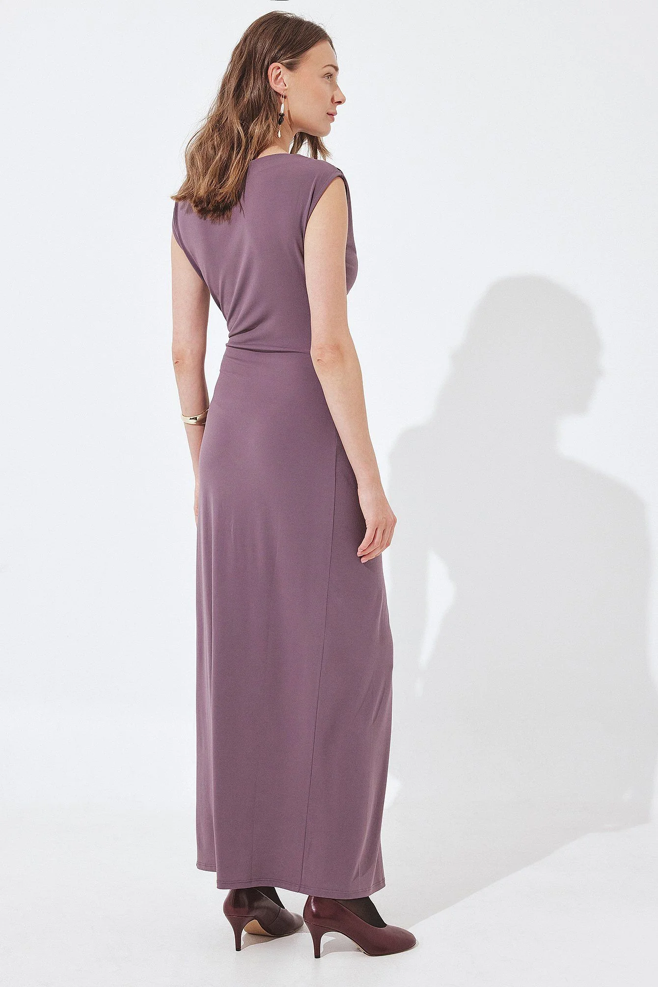 Robe Longue Femme Drapée Élégante | Anneau Décoratif, Fente Frontale | Chic de Soirée Moderne – Image 3