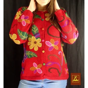 Cardigan Rouge brodé en 100% laine d’alpaga
