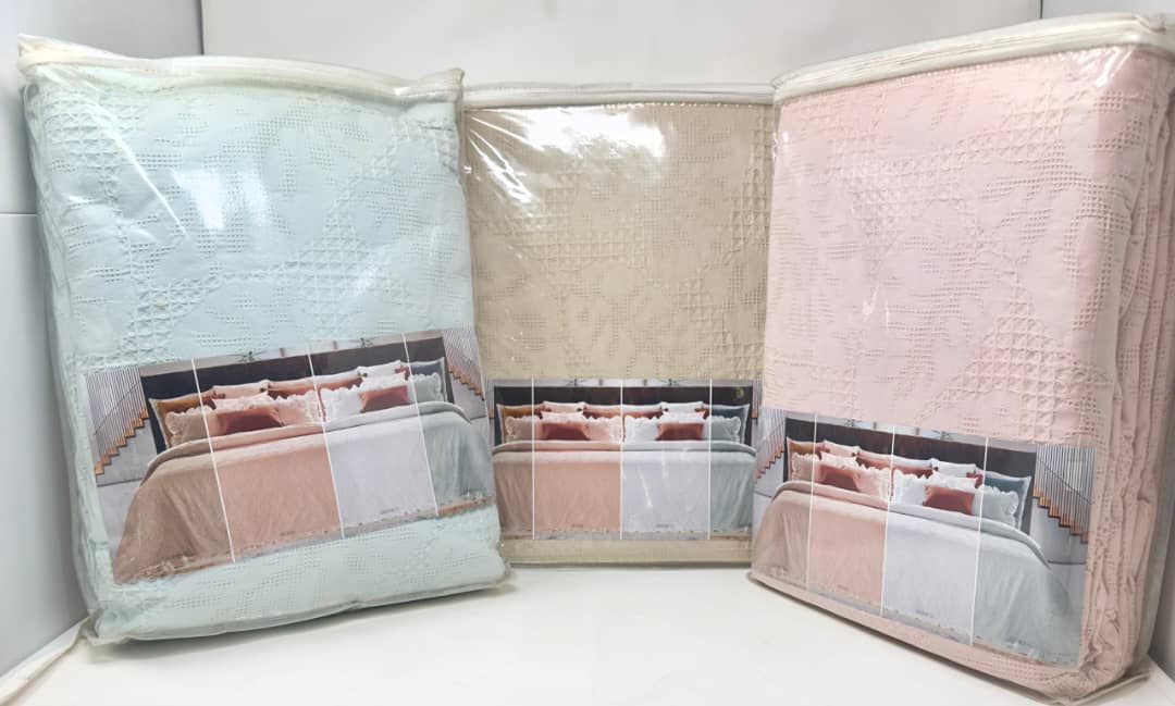 Couvre-Lit Lit Adulte