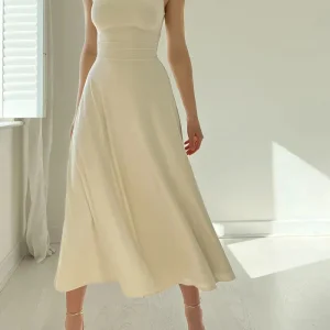 Robe midi intemporelle coupe trapèze | Robe d'été à encolure carrée et larges bretelles