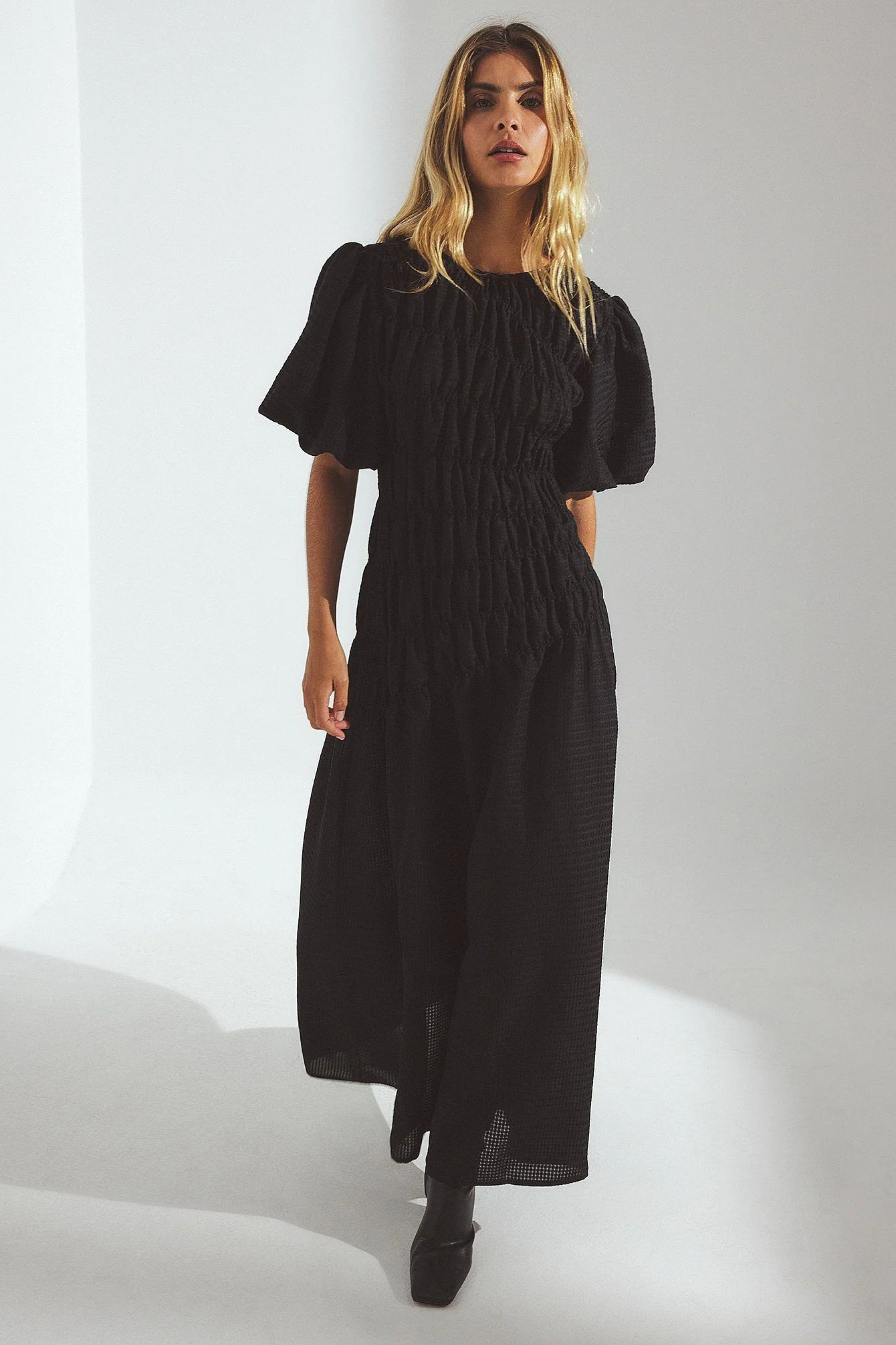 Robe Longue Femme | Effet Froncé & Manches Ballon | Silhouette Aérée & Élégance Moderne – Image 2